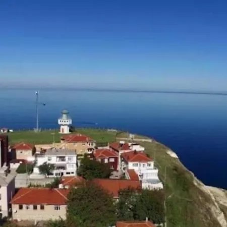 Konukevi 15 Minutes To Istanbul Airport With Sea View